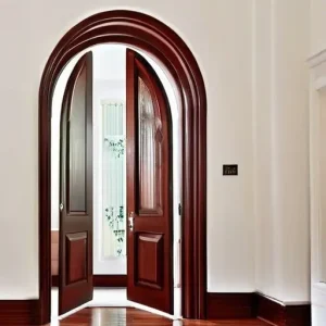 Арка в проходной комнате: когда она удобнее обычной двери