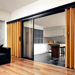 Раздвижная дверь на кухню: плюсы и ограничения в обычной квартире