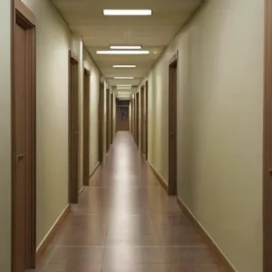 Какие решения подходят для ремонта узкого коридора