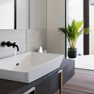 Наружные смесители в ванной: когда они удобнее встроенных решений