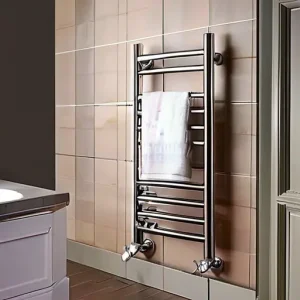 Полотенцесушитель в ванной: что учитывать при ремонте санузла