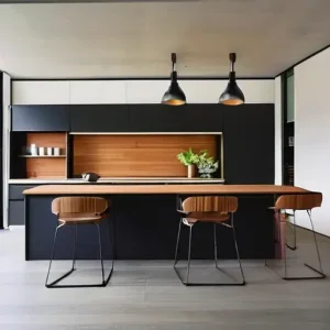 Как выбрать материалы для ремонта кухни с активной готовкой