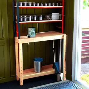 Дачные работы по сборке стеллажей в сарае: как навести порядок в хоззоне